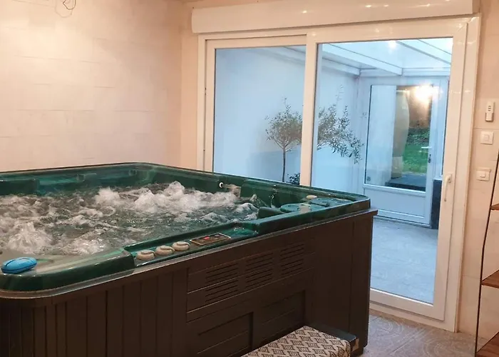 Couette-café Le Grand Jardin De Gaïa Et De Rose