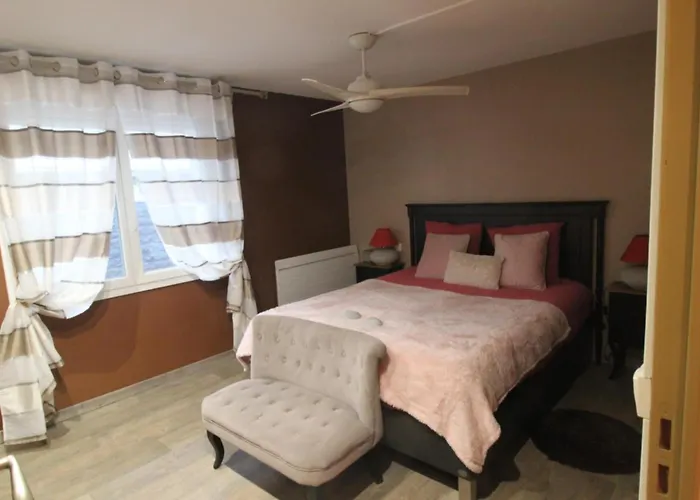 Le Grand Jardin De Gaïa Et De Rose 3* Halinghen