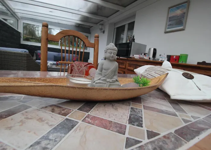 Le Grand Jardin De Gaïa Et De Rose Couette-café 3*